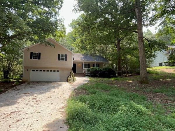 4324 Saddlecreek Court , Auburn, GA 30011