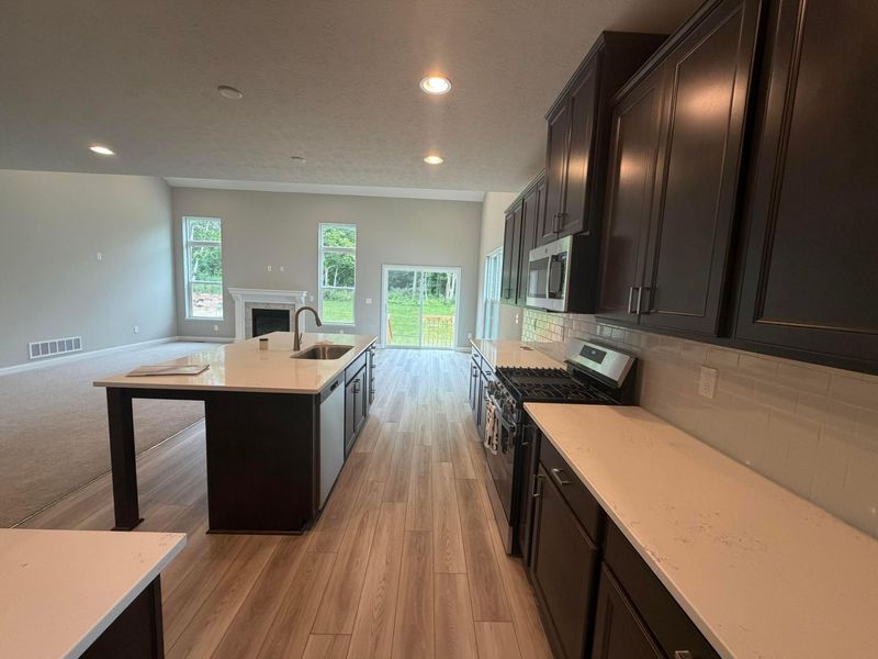 9630 Lennon Lane, Plain City, OH 43064 Photo 4