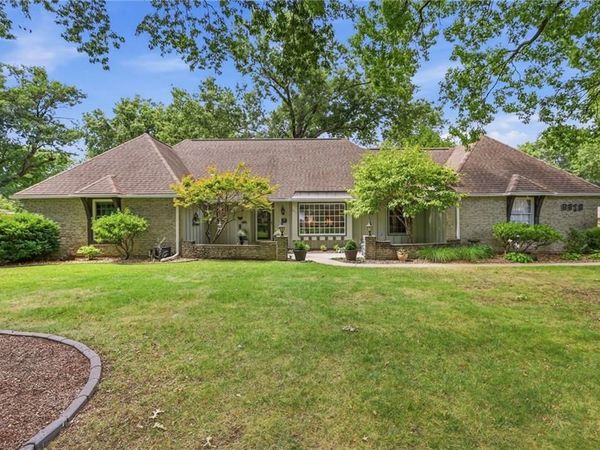 9970 Marty Street, Overland Park, KS 66212