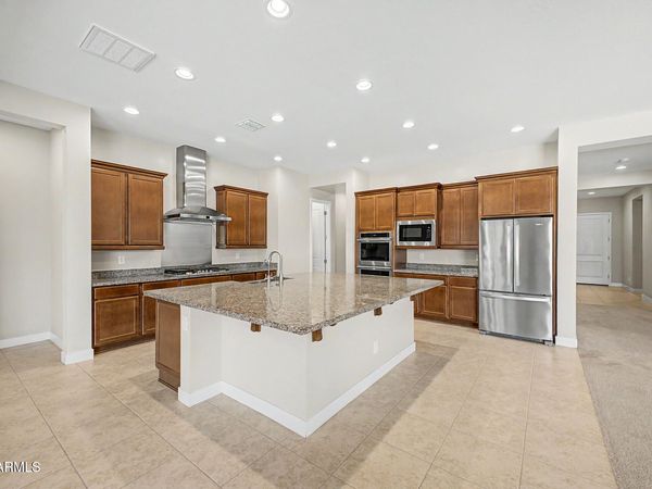 10650 E TRILLIUM Avenue, Mesa, AZ 85212