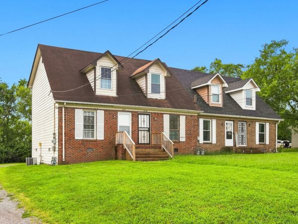 1519 Meadow Bend Dr , Madison, TN 37115