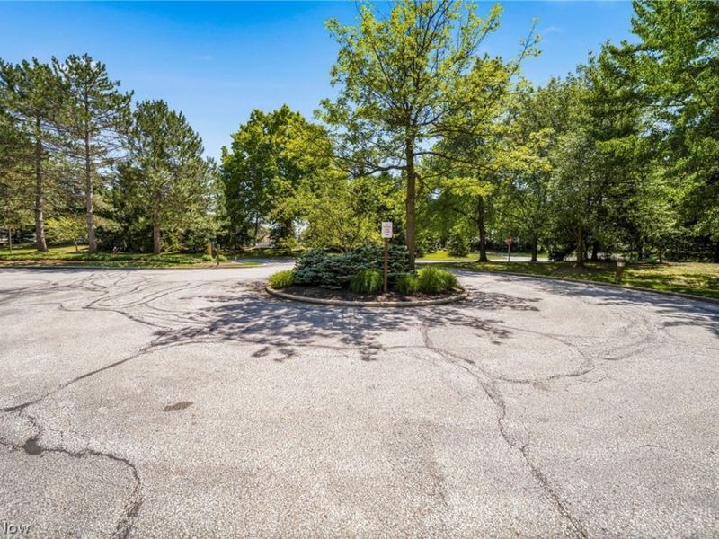 26101 Village Lane, Unit 202, Beachwood, OH 44122 Photo 31