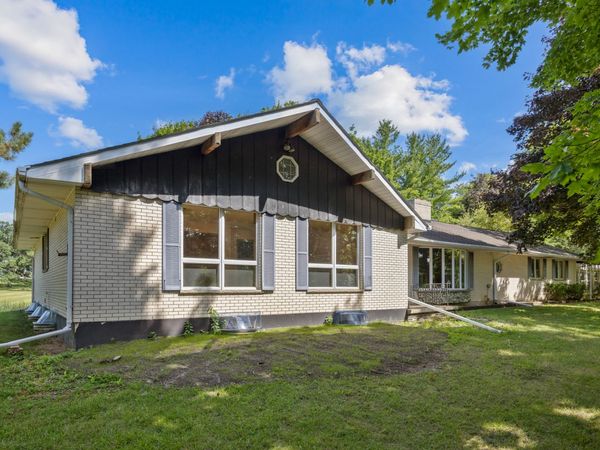707 S OLBRICH Road , Harvard, IL 60033