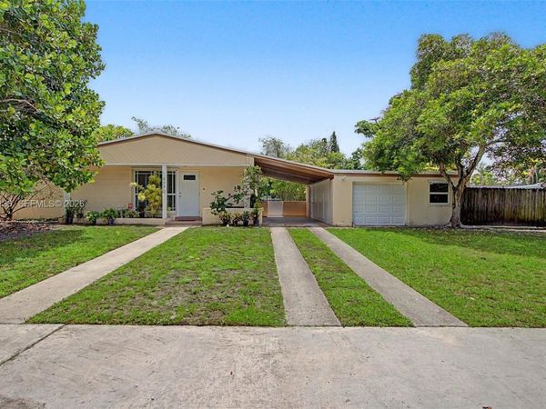 9770 Cutler Ridge Dr , Cutler Bay, FL 33157