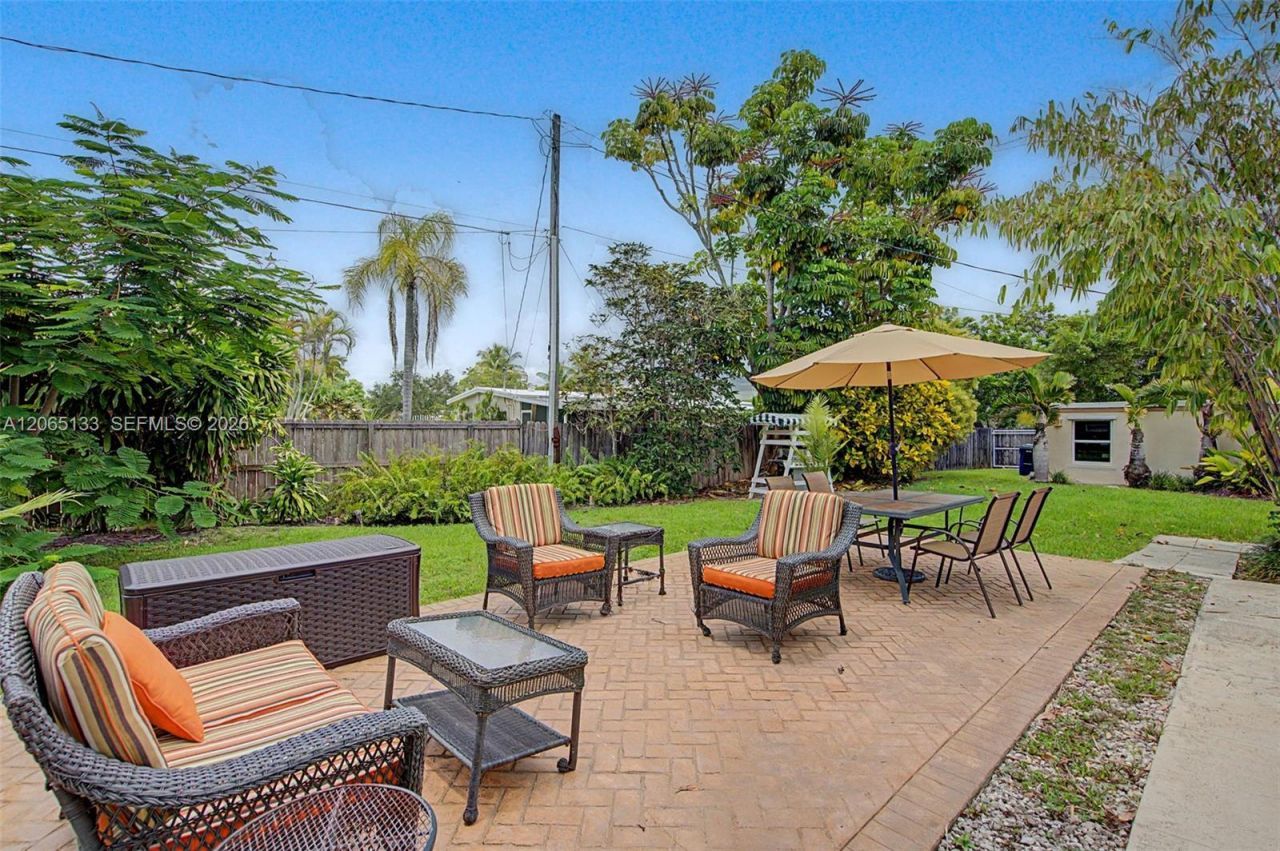 9770 Cutler Ridge Dr, Cutler Bay, FL 33157 Photo