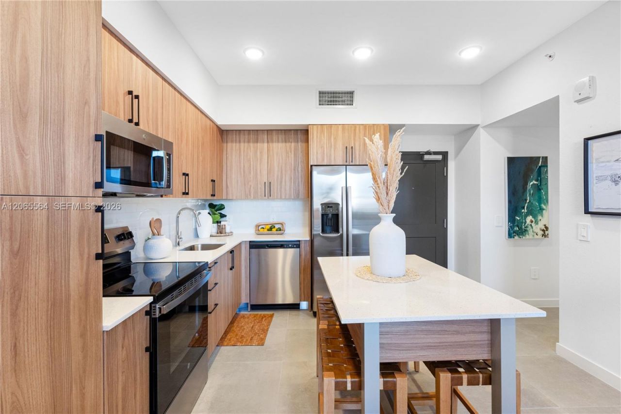 208 N Federal Hwy, Unit 403, Pompano Beach, FL 33062 Photo
