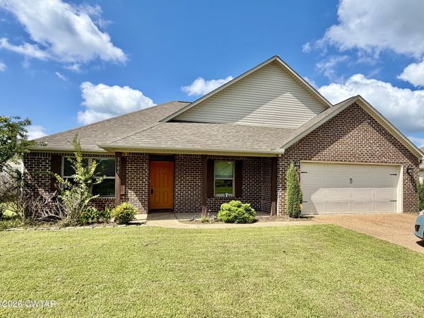 3105 Hunters Ridge Drive, Humboldt, TN 38343