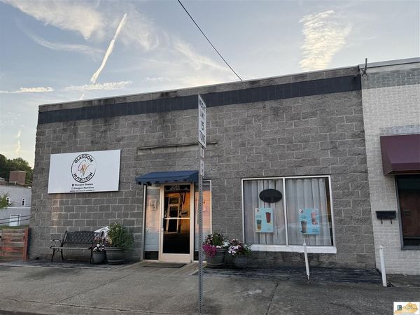205 N Race Street , Glasgow, KY 42141