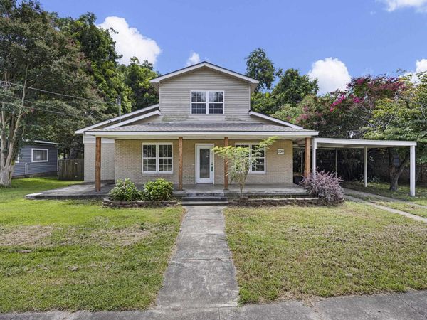 200 E J Street, Russellville, AR 72801