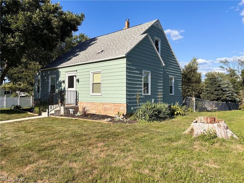 300 Harding Avenue SW, Massillon, OH 44646 Photo 3