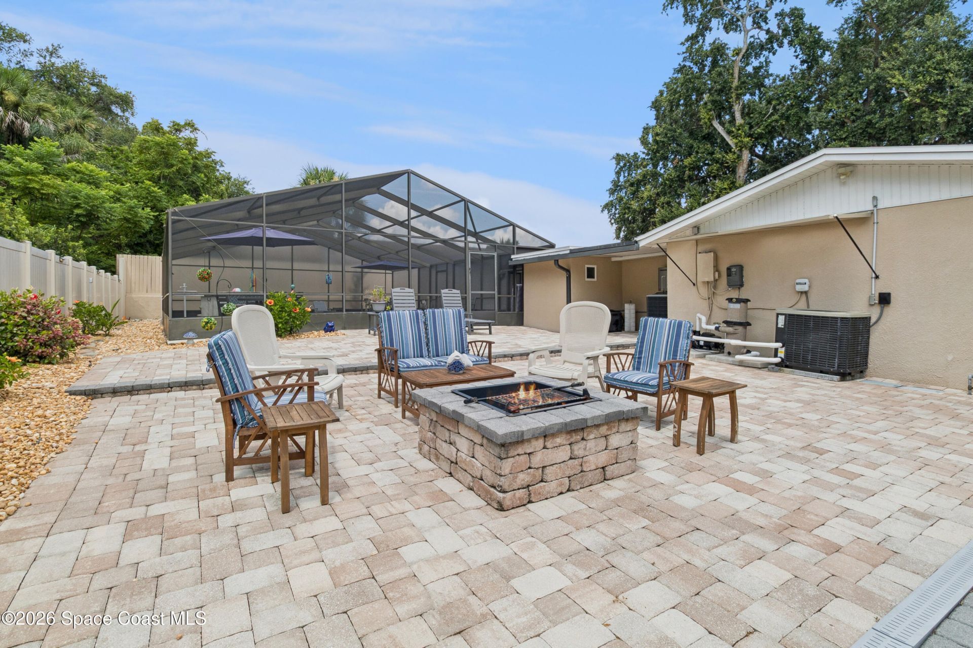 949 N Indian River Drive, Cocoa, FL 32922 Photo