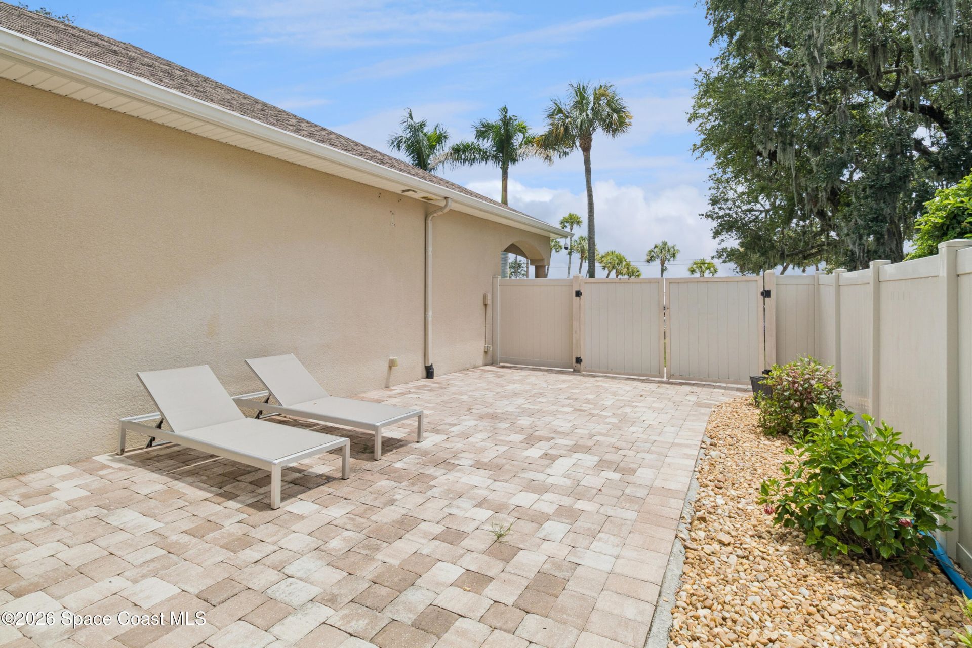 949 N Indian River Drive, Cocoa, FL 32922 Photo