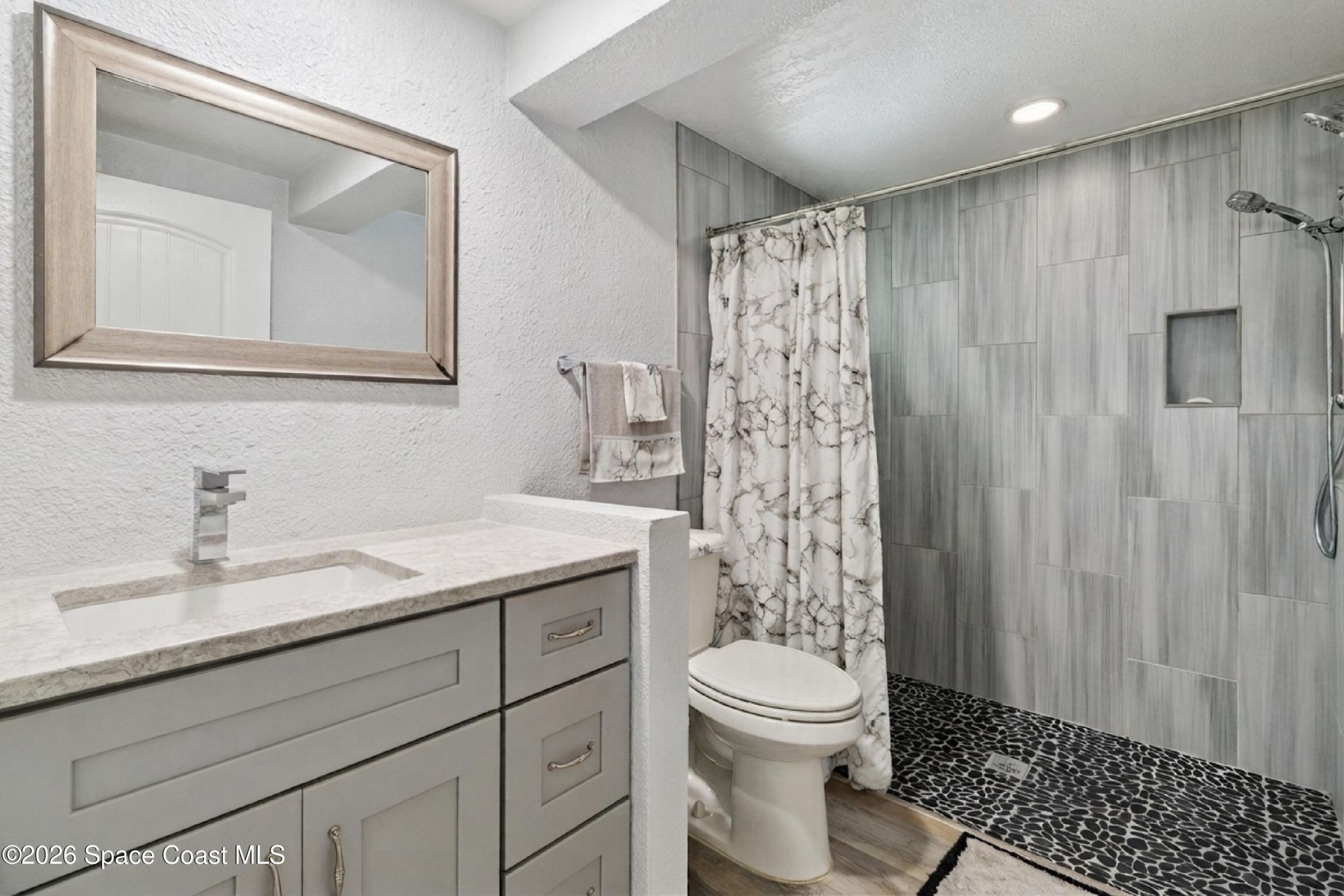 949 N Indian River Drive, Cocoa, FL 32922 Photo
