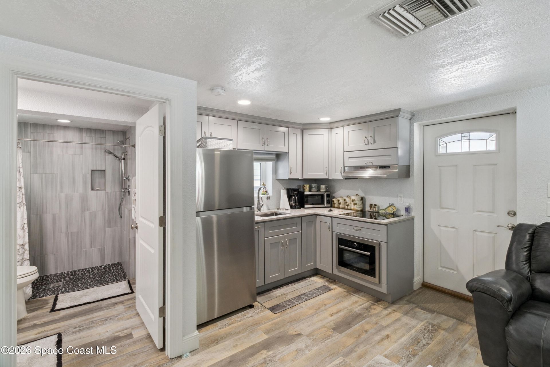 949 N Indian River Drive, Cocoa, FL 32922 Photo