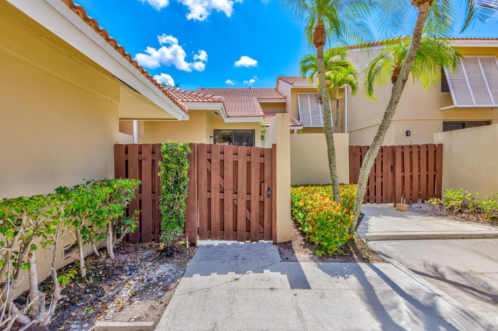 227 Old Meadow Way, Palm Beach Gardens, FL 33418 Photo