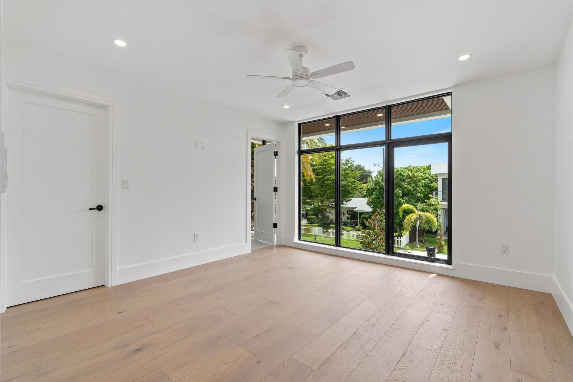 1133 NE 12th Avenue, Fort Lauderdale, FL 33304 Photo