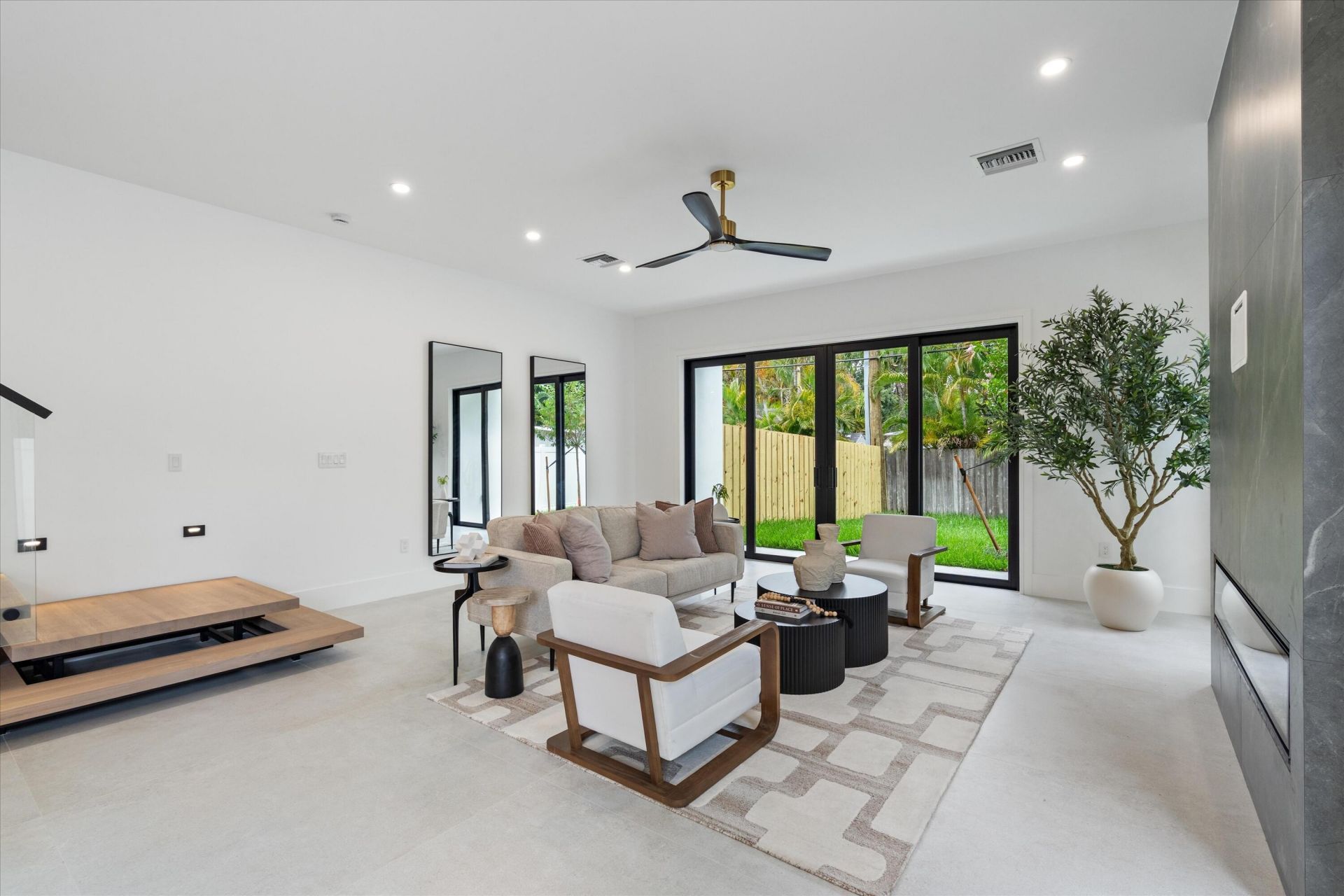 1133 NE 12th Avenue, Fort Lauderdale, FL 33304 Photo