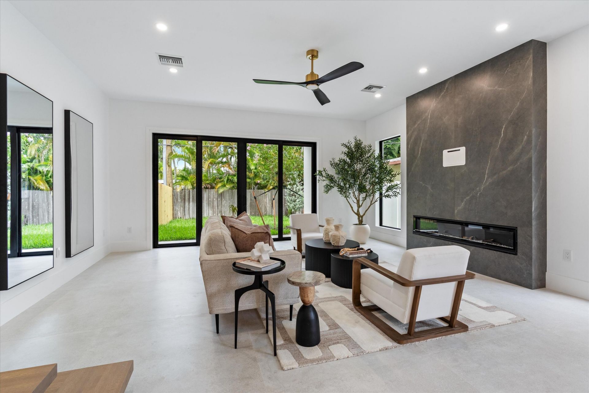1133 NE 12th Avenue, Fort Lauderdale, FL 33304 Photo