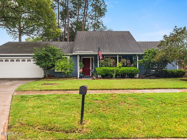 10325 WALNUT Bend N, Jacksonville, FL 32257