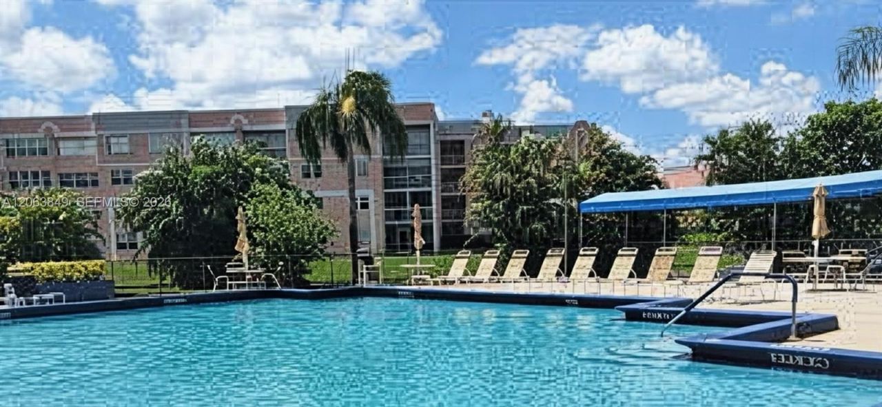 2901 N Nob Hill Rd, Unit 107, Sunrise, FL 33322 Photo