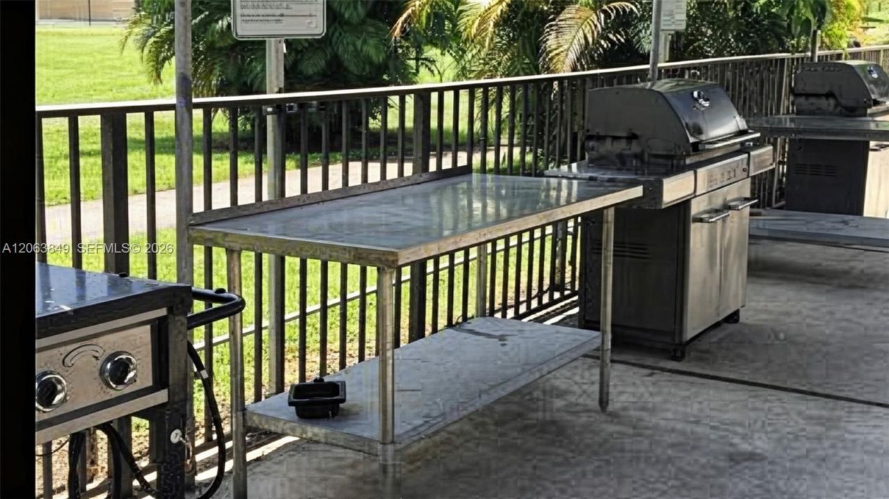 2901 N Nob Hill Rd, Unit 107, Sunrise, FL 33322 Photo