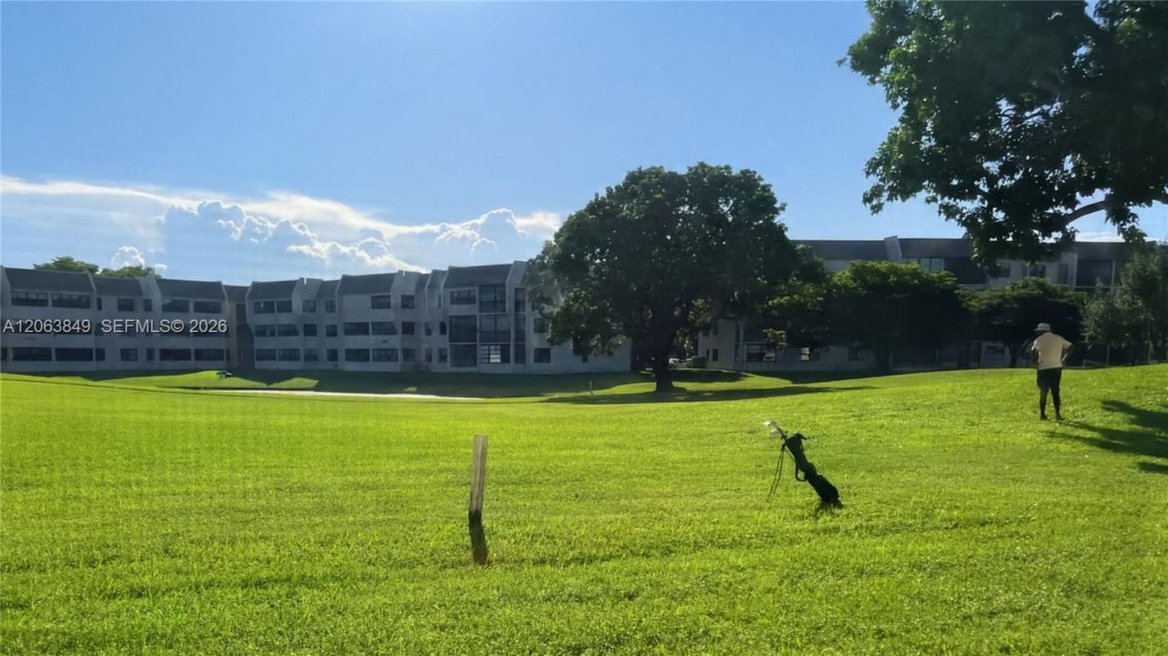 2901 N Nob Hill Rd, Unit 107, Sunrise, FL 33322 Photo