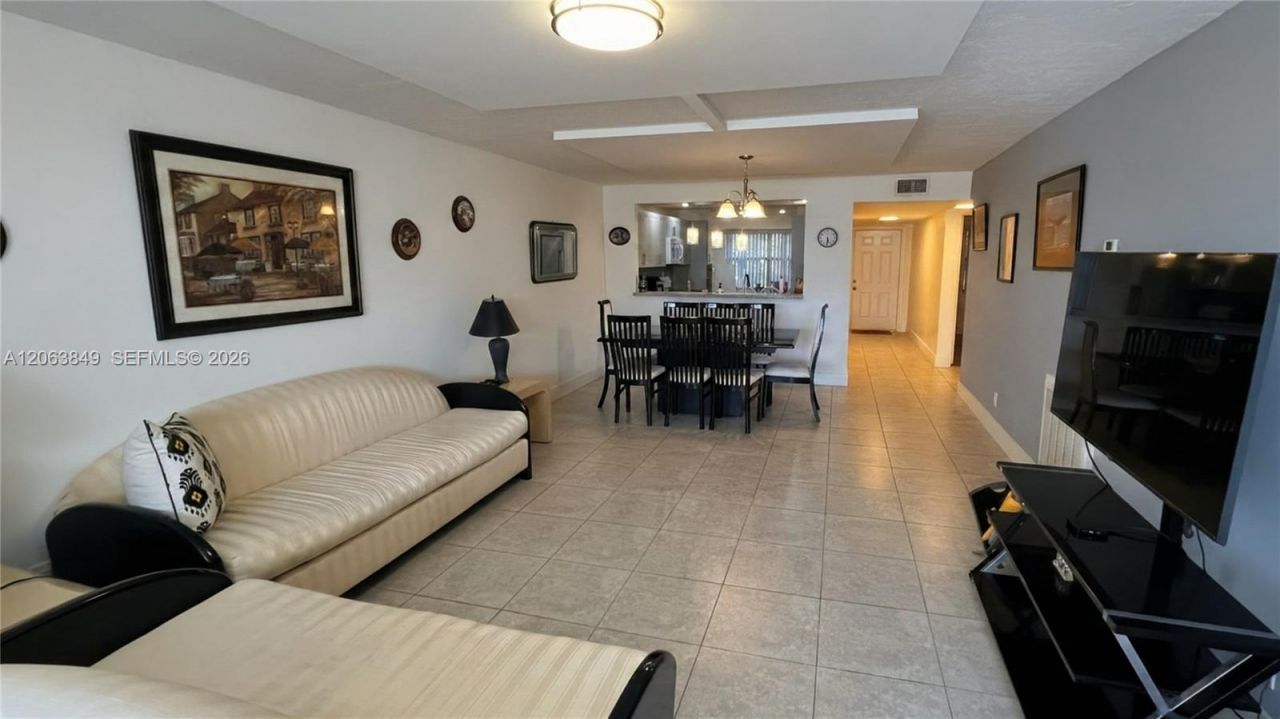 2901 N Nob Hill Rd, Unit 107, Sunrise, FL 33322 Photo