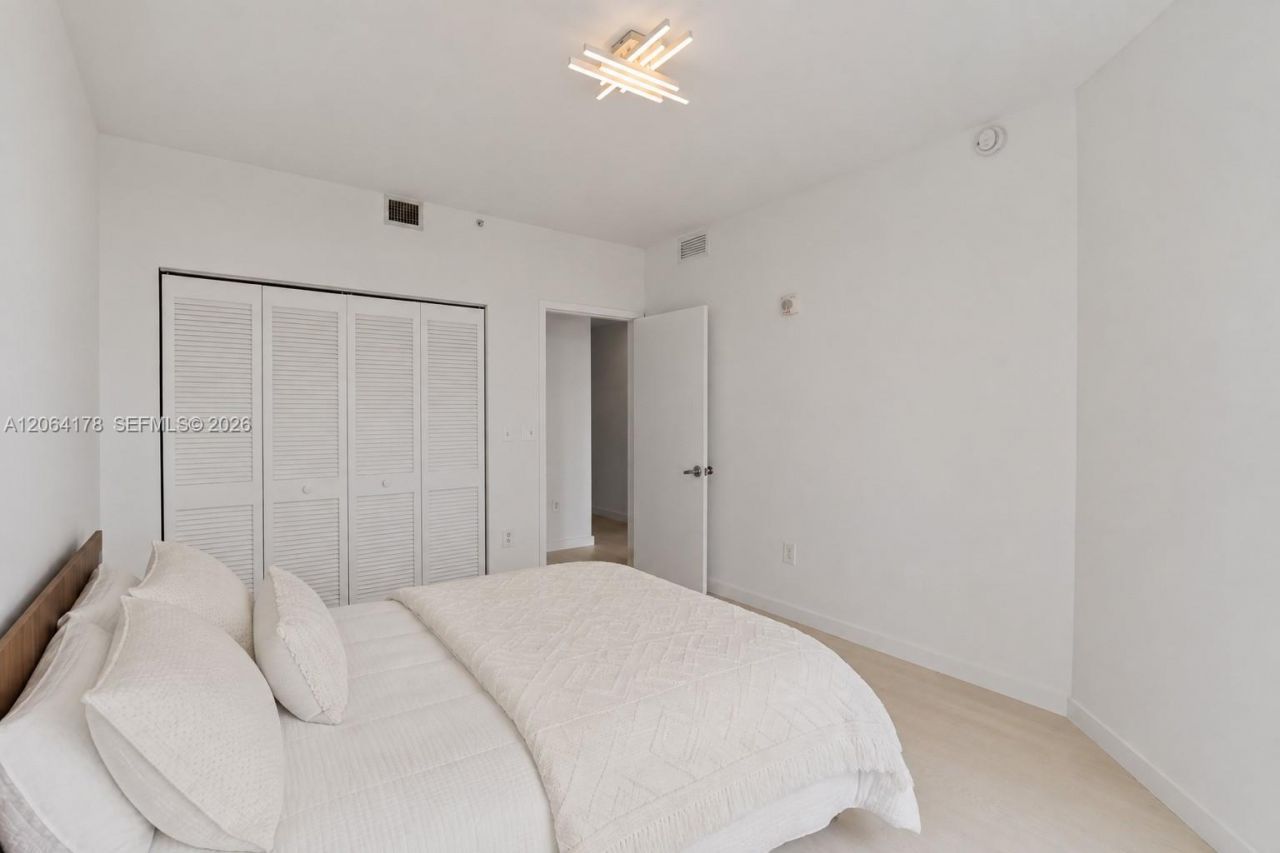 3250 NE 1st Ave, Unit 545, Miami, FL 33137 Photo