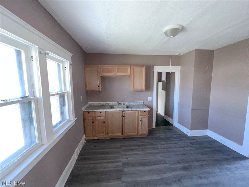 4291 E 114th Street, Cleveland, OH 44105 Photo 14