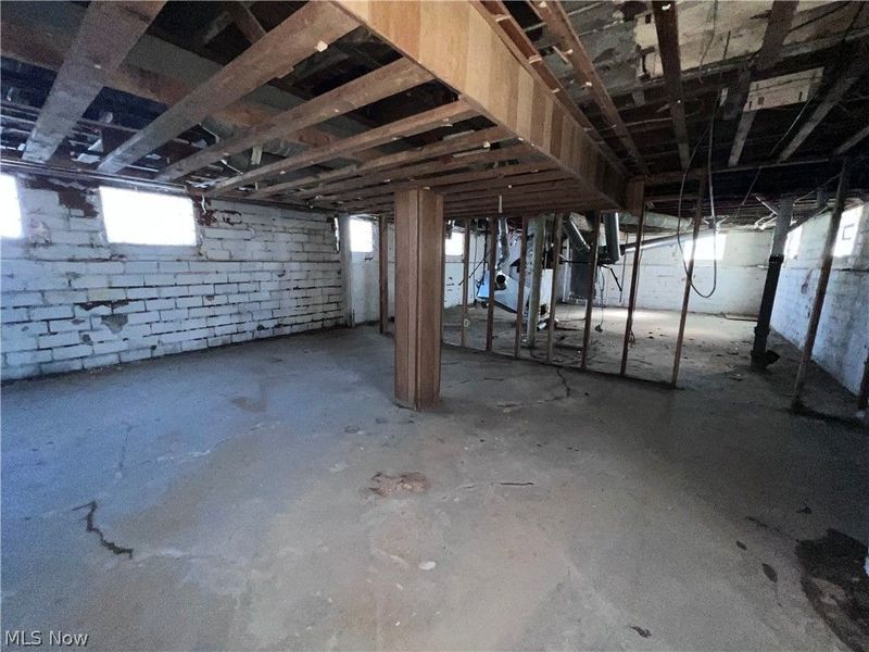 4291 E 114th Street, Cleveland, OH 44105 Photo 34