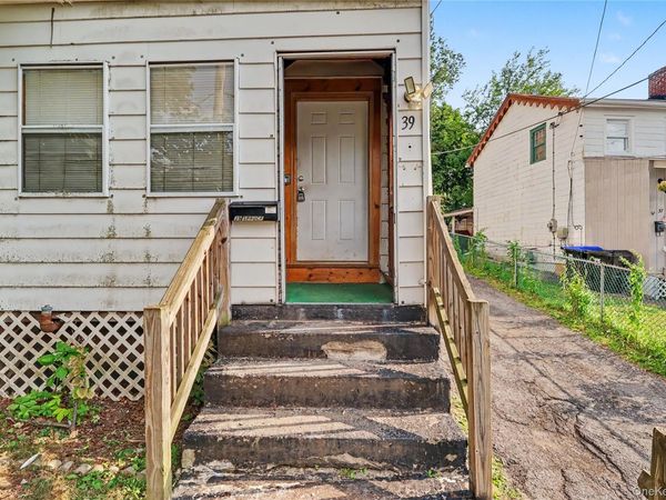 39 Spruce St , Poughkeepsie, NY 12601