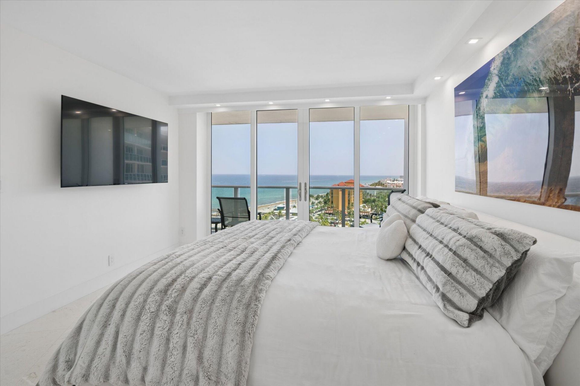 333 NE 21st Avenue, Unit 1622, Deerfield Beach, FL 33441 Photo