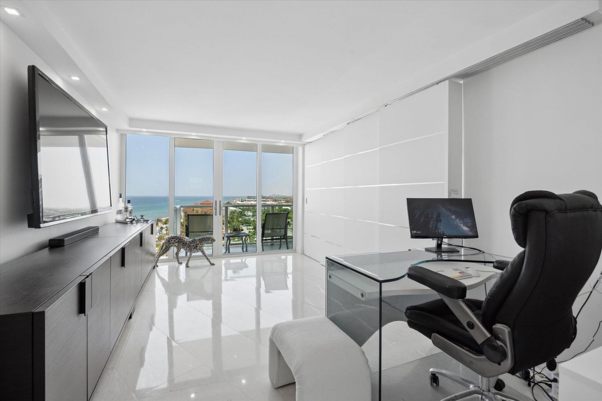 333 NE 21st Avenue, Unit 1622, Deerfield Beach, FL 33441 Photo