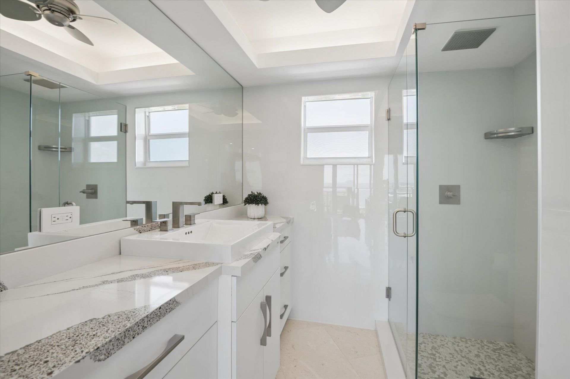 333 NE 21st Avenue, Unit 1622, Deerfield Beach, FL 33441 Photo