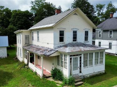 18 Howard Street, Dolgeville, NY 13329