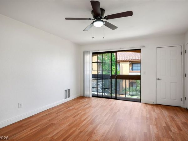 5170 S Jones Boulevard, Unit 206, Las Vegas, NV 89118