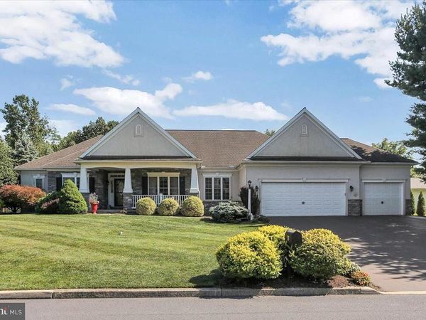13 SPRINGDALE WAY, MECHANICSBURG, PA 17050