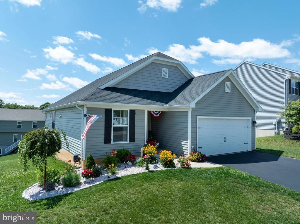 340 OLD IVY DRIVE, BELLEFONTE, PA 16823