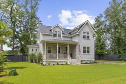 635 Flint Street photo 4