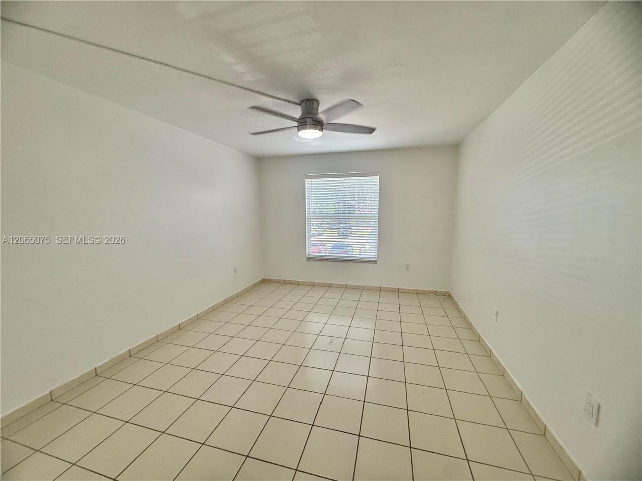 5201 NW 7th St , Unit 202, Miami, FL 33126 Photo