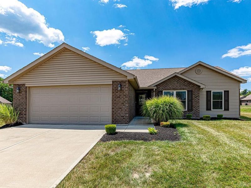 136 Pebble Creek Drive, Eaton, OH 45320 Photo 7