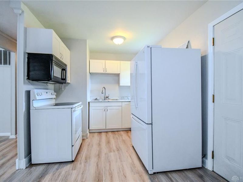 5916 Mayville Drive, Riverside, OH 45432 Photo 12