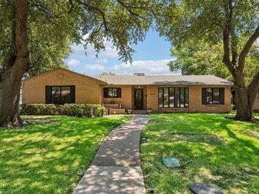 3566 Princess Lane, Dallas, TX 75229