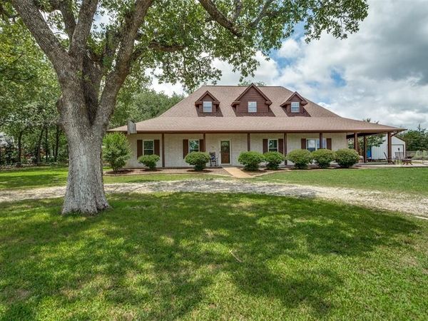412 Paradise Canyon Circle, Paradise, TX 76073