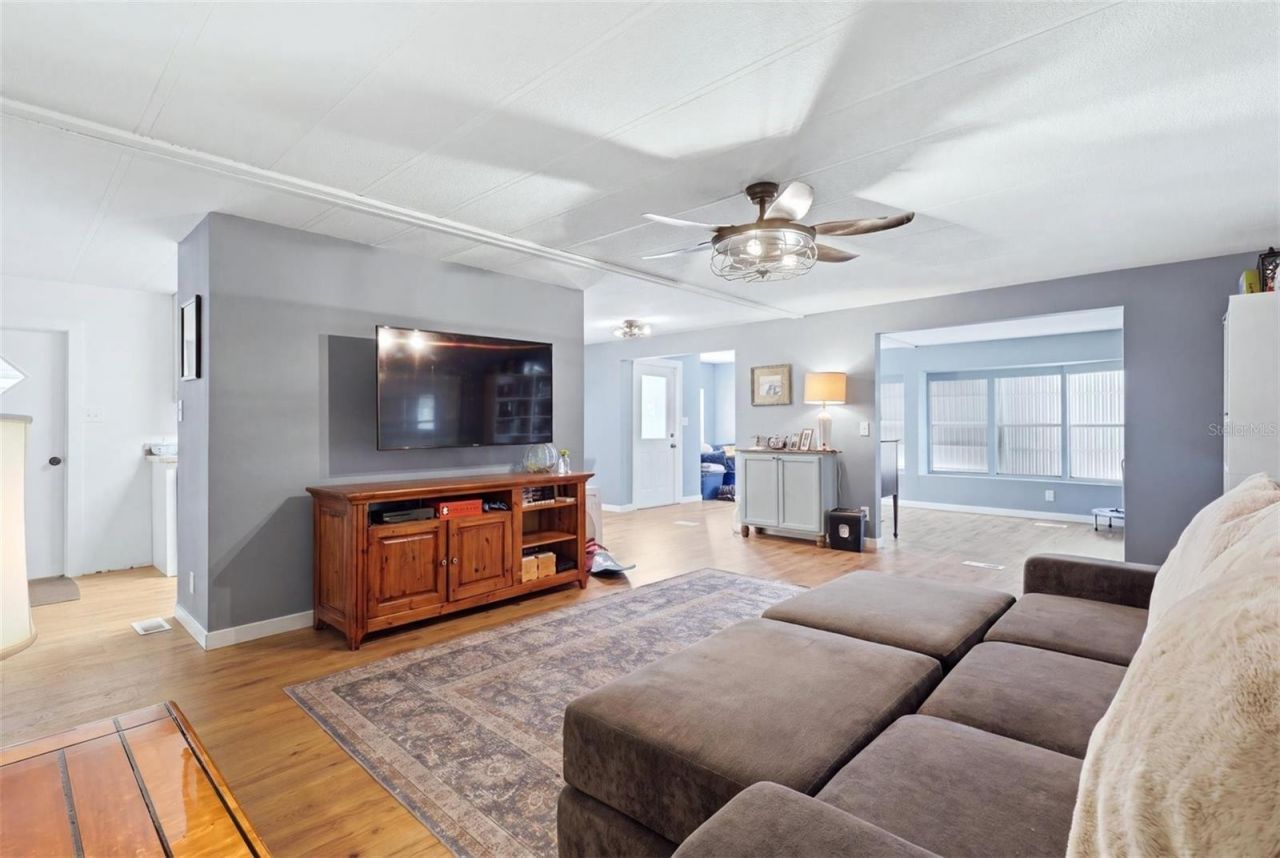 6710 36th Avenue E, Unit 197, Palmetto, FL 34221 Photo