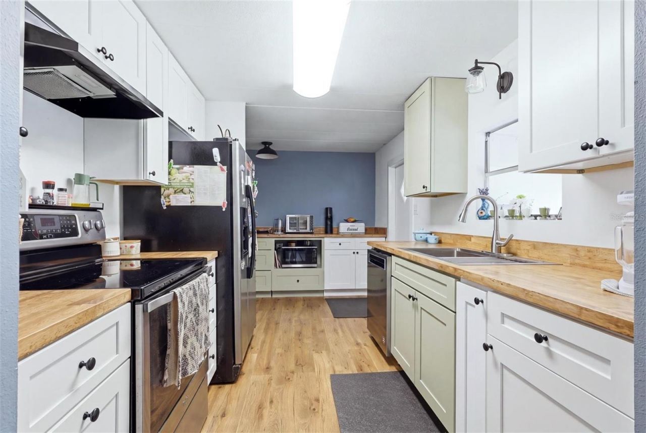 6710 36th Avenue E, Unit 197, Palmetto, FL 34221 Photo