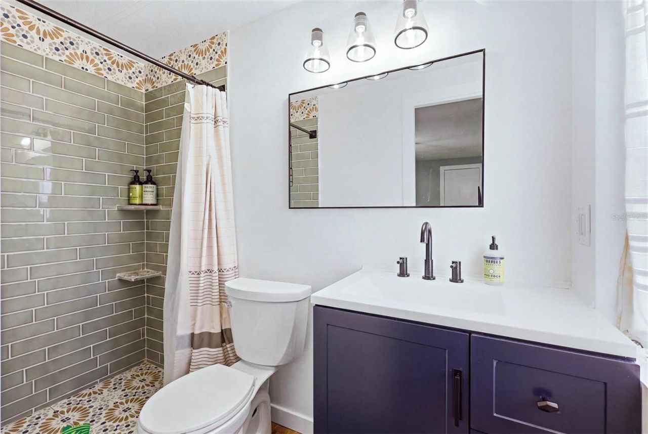 6710 36th Avenue E, Unit 197, Palmetto, FL 34221 Photo