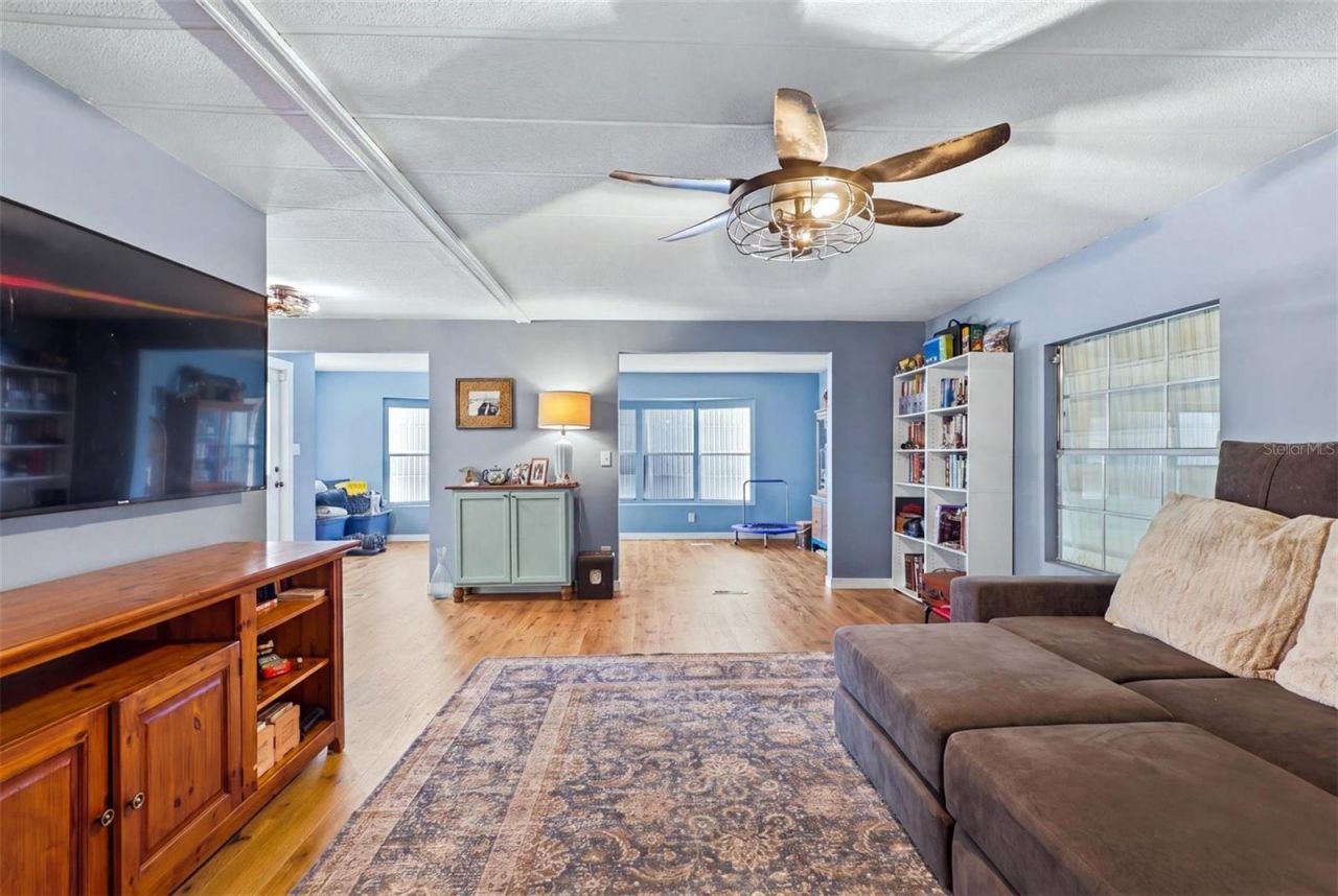 6710 36th Avenue E, Unit 197, Palmetto, FL 34221 Photo