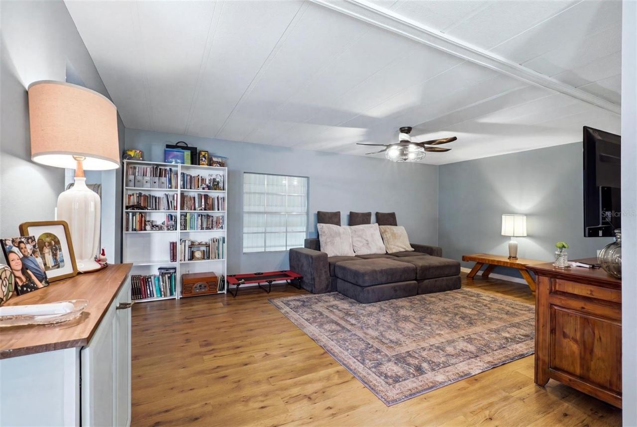 6710 36th Avenue E, Unit 197, Palmetto, FL 34221 Photo