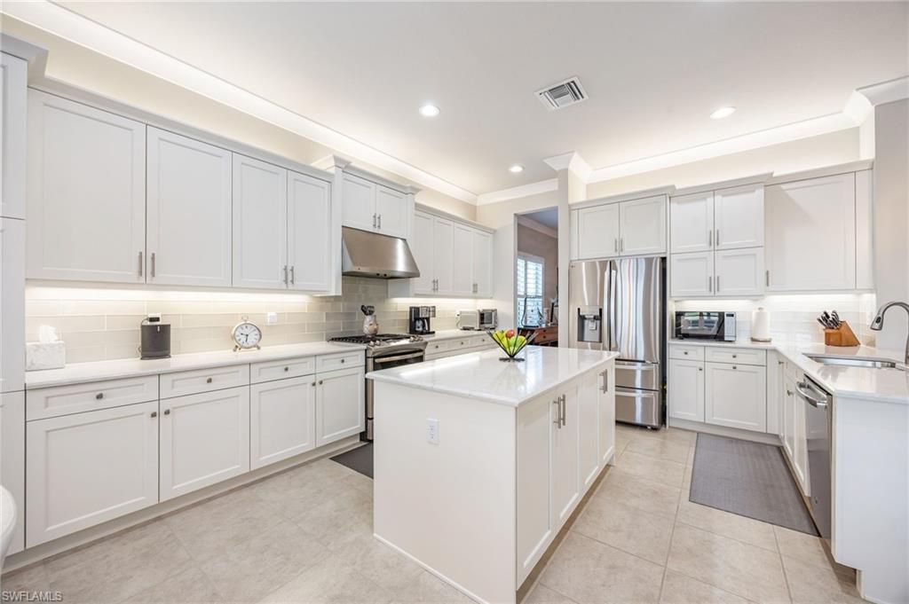 28554 Wharton Dr, Bonita Springs, FL 34135 Photo